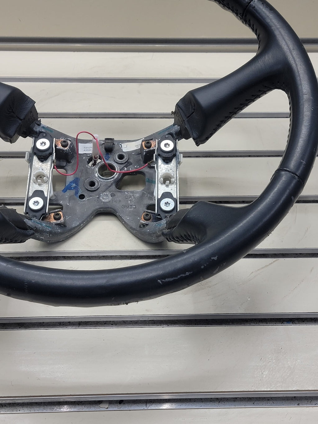 99-02 Chevy Silverado Tahoe Suburban Sonoma Blazer Steering Wheel Leather Black