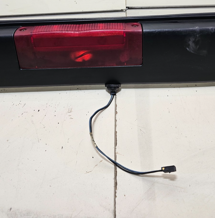🔥03-20 Chevrolet Express GMC Savana 3rd Third Brake Light Trim Spoiler Black