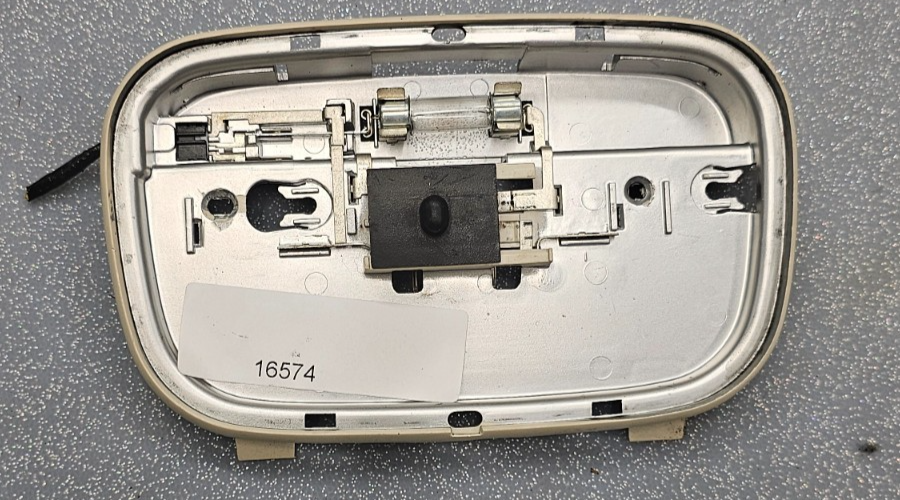 🔥01-07 Escape Mariner Tribute Overhead Console Map Dome Light Lamp Module