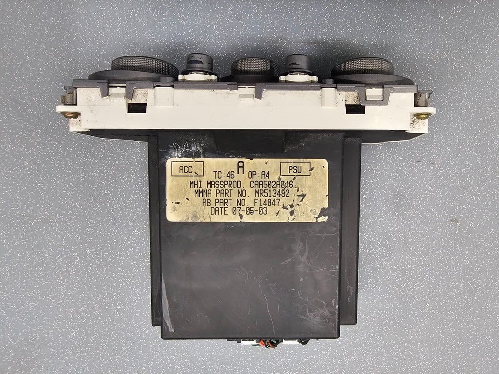 04-05 Mitsubishi Endeavor Dash AC Heater Climate Temperature Control Conditioner