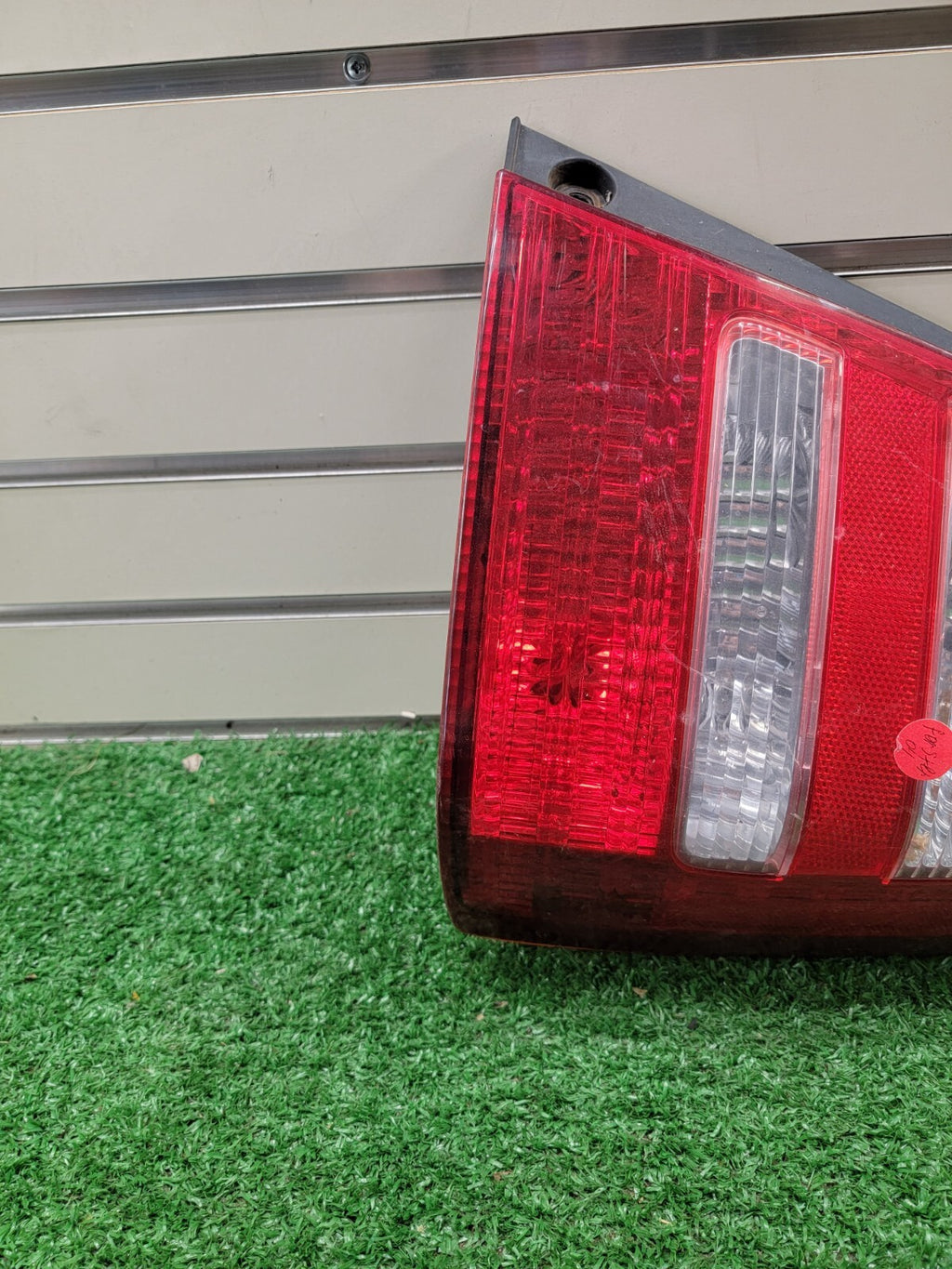 🔥2003-2005 Subaru Forester RIGHT PASSENGER X/XS LED Rear Tail Light Lamp Pair