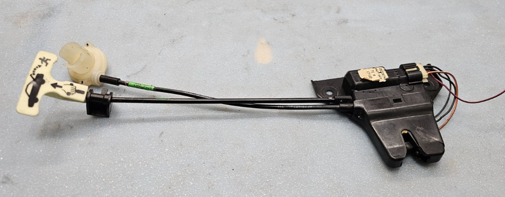 🔥02-05 Pontiac Bonneville Trunk Latch Power Lock Release Actuator Assembly OEM