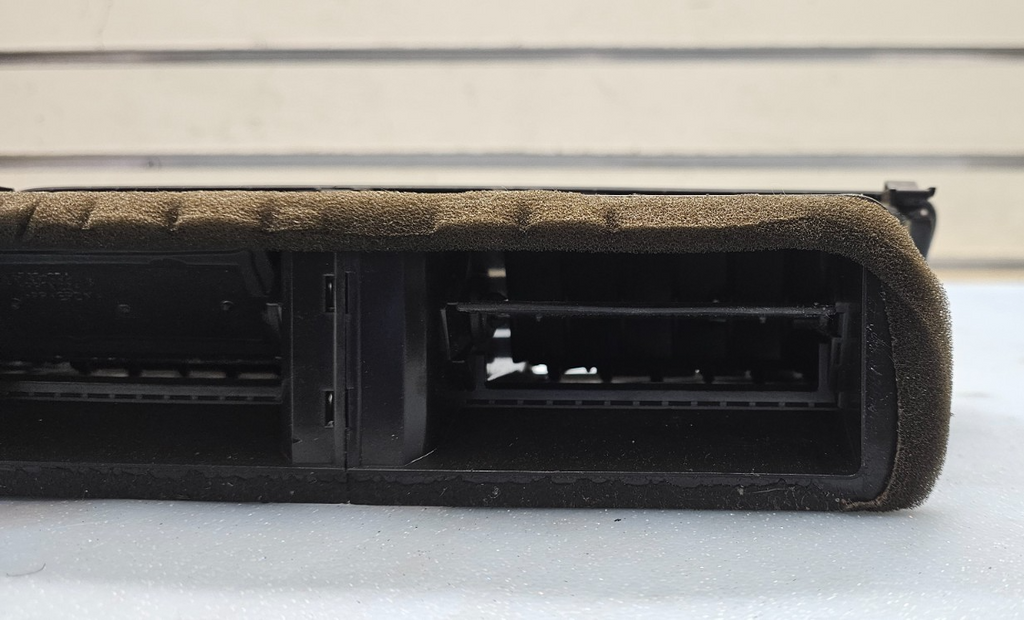 🔥06-10 VW Passat Dash Center AC Air Vent Heater Conditioning Trim Panel Black