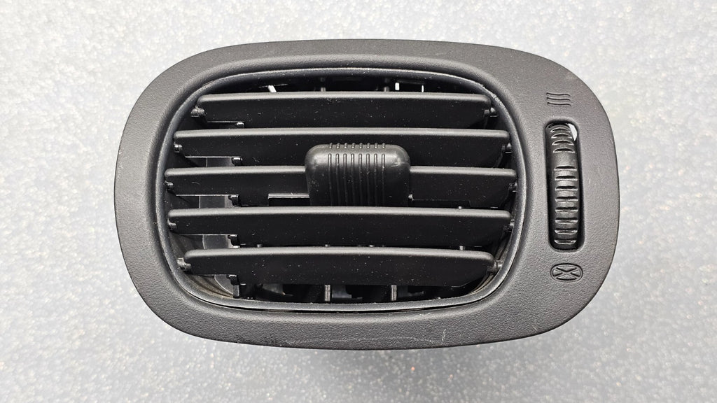 🔥 01-07 DODGE CARAVAN Dash Right Passenger AIR VENT Heater Conditioning Gray