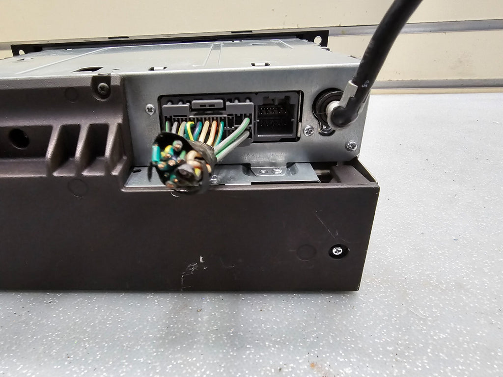 🔥2004-2010 Jeep Dodge Chrysler Front Dash Radio AM FM CD Aux Input OEM