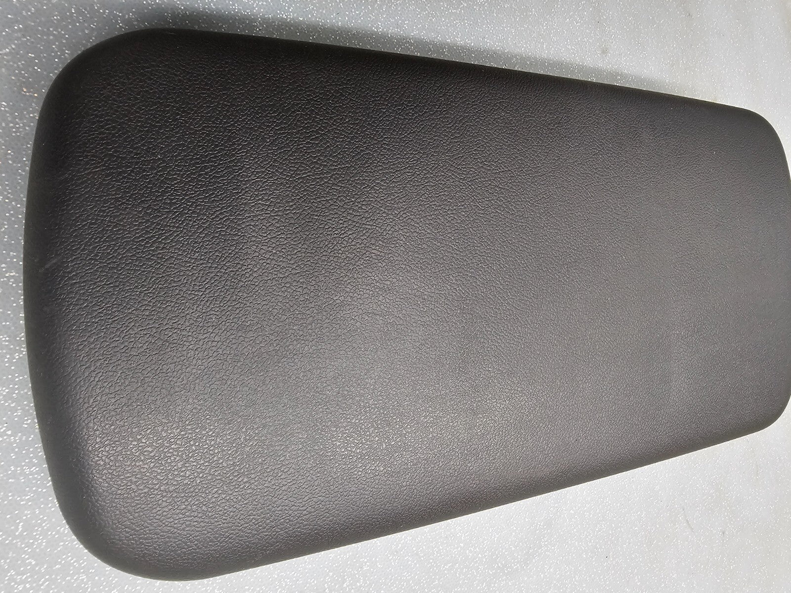 🔥05-10 Pontiac G6 Front Center Console Lid Arm Rest Top Pad Leather Black OEM