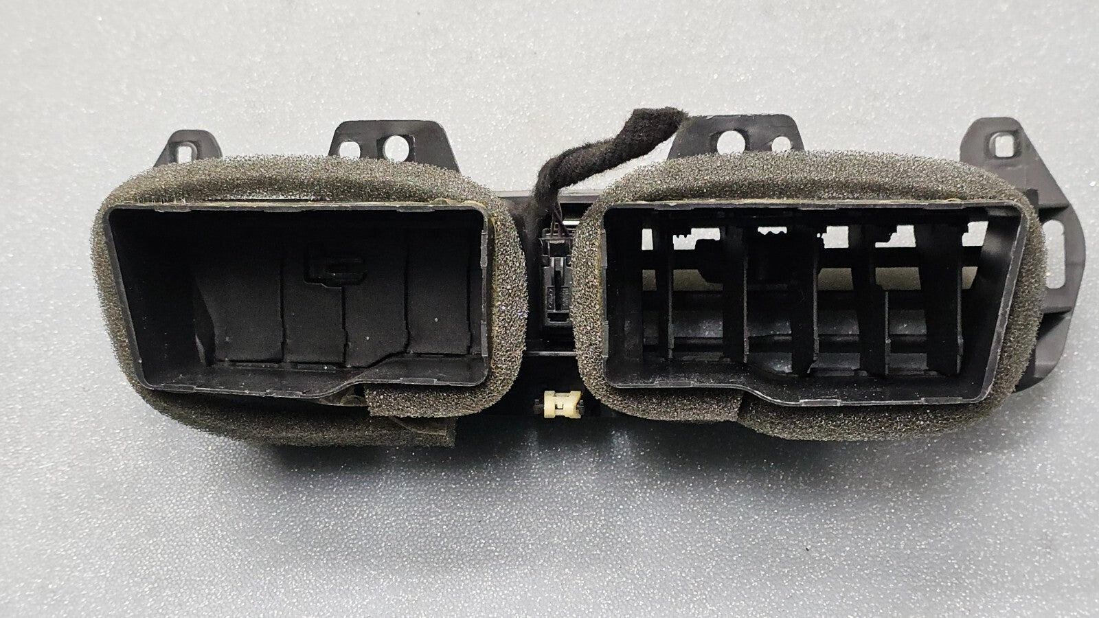 🔥13-20 FORD FUSION Front Center Dash Air A/C AC Vent Heater Panel Black