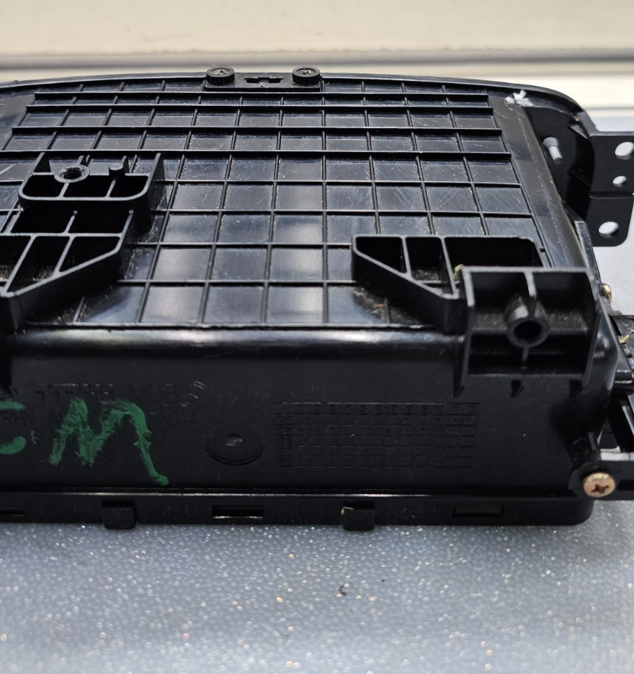 🔥06-08 Hyundai Sonata Center Console Lid Ashtray OEM