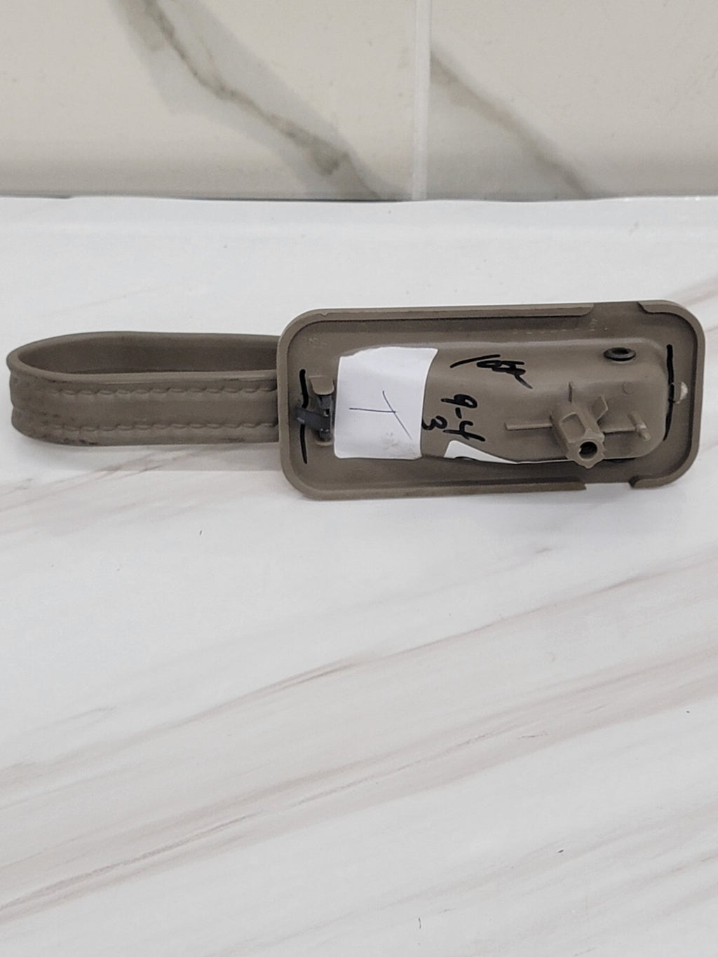 🔥99-06 chevrolet chevy trunk pull -  tan