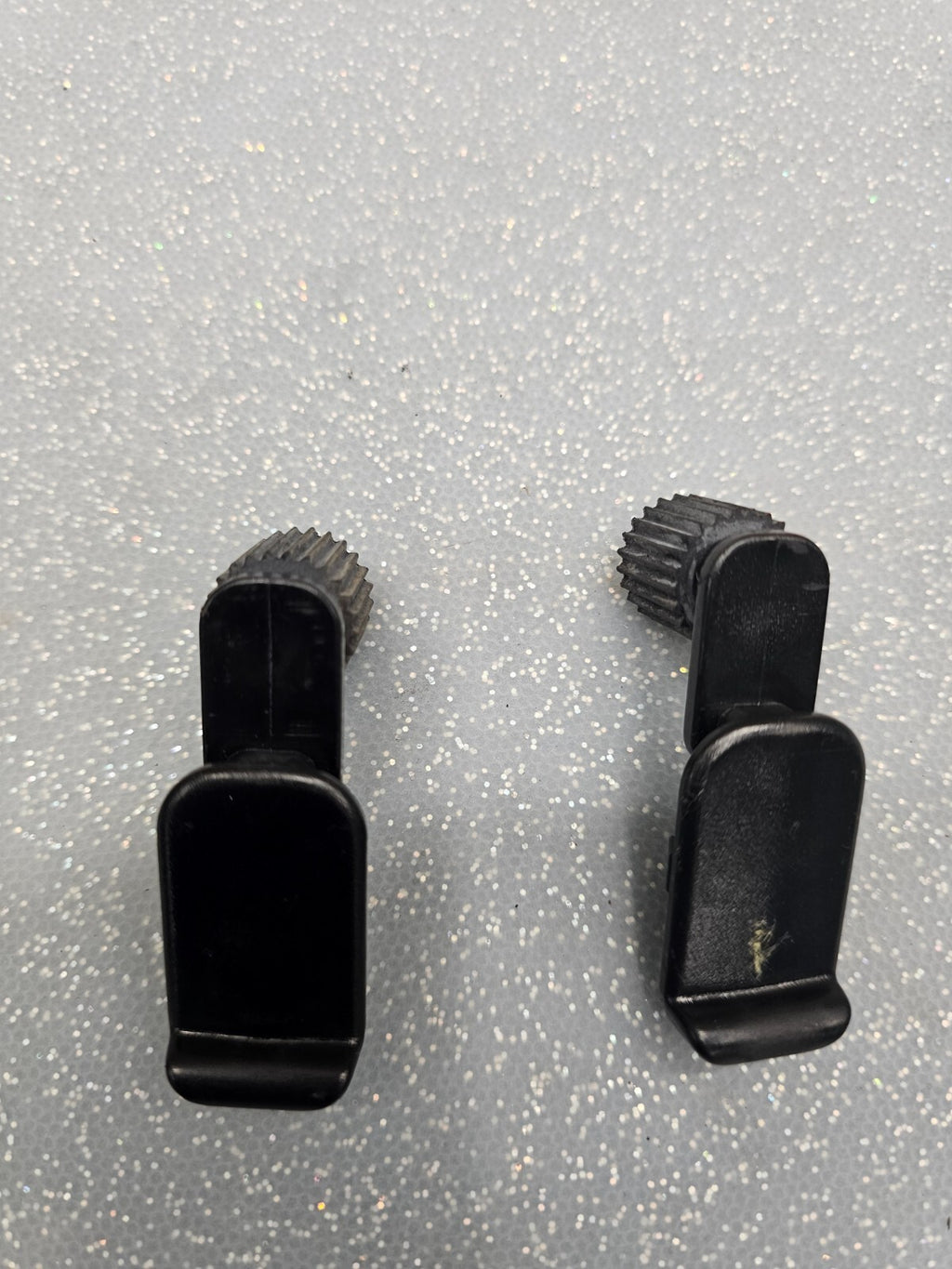 🔥02-06 Honda CR-V RSX Element Glove Box Latch Handle Lock STOPPERS RETAINERS