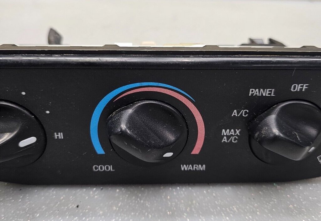 97-03 Ford F150 F250 Expedition Heater A/C Climate Control Panel Dash Unit Temp