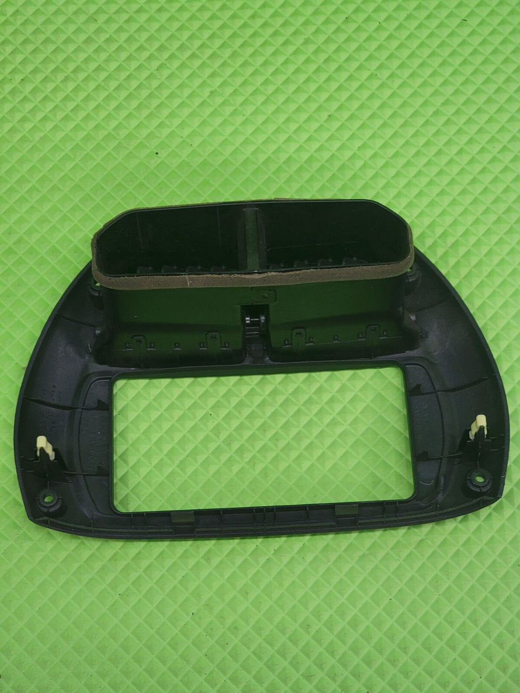 🔥2001-2003 Toyota Rav4 Center Dash Molding Trim Air Vents Radio Bezel gray B57