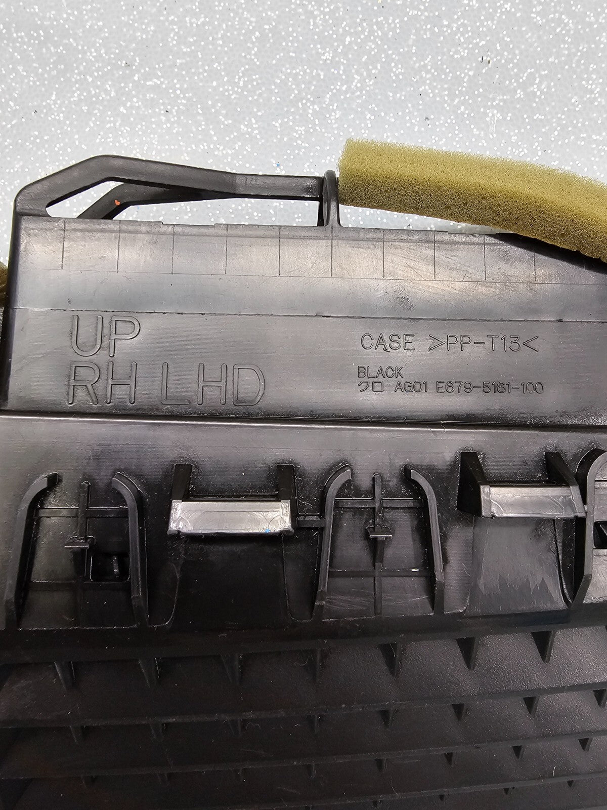 🔥2010-2012 Nissan Versa Dash Panel A/C Center Upper Air Vent Grilles OEM