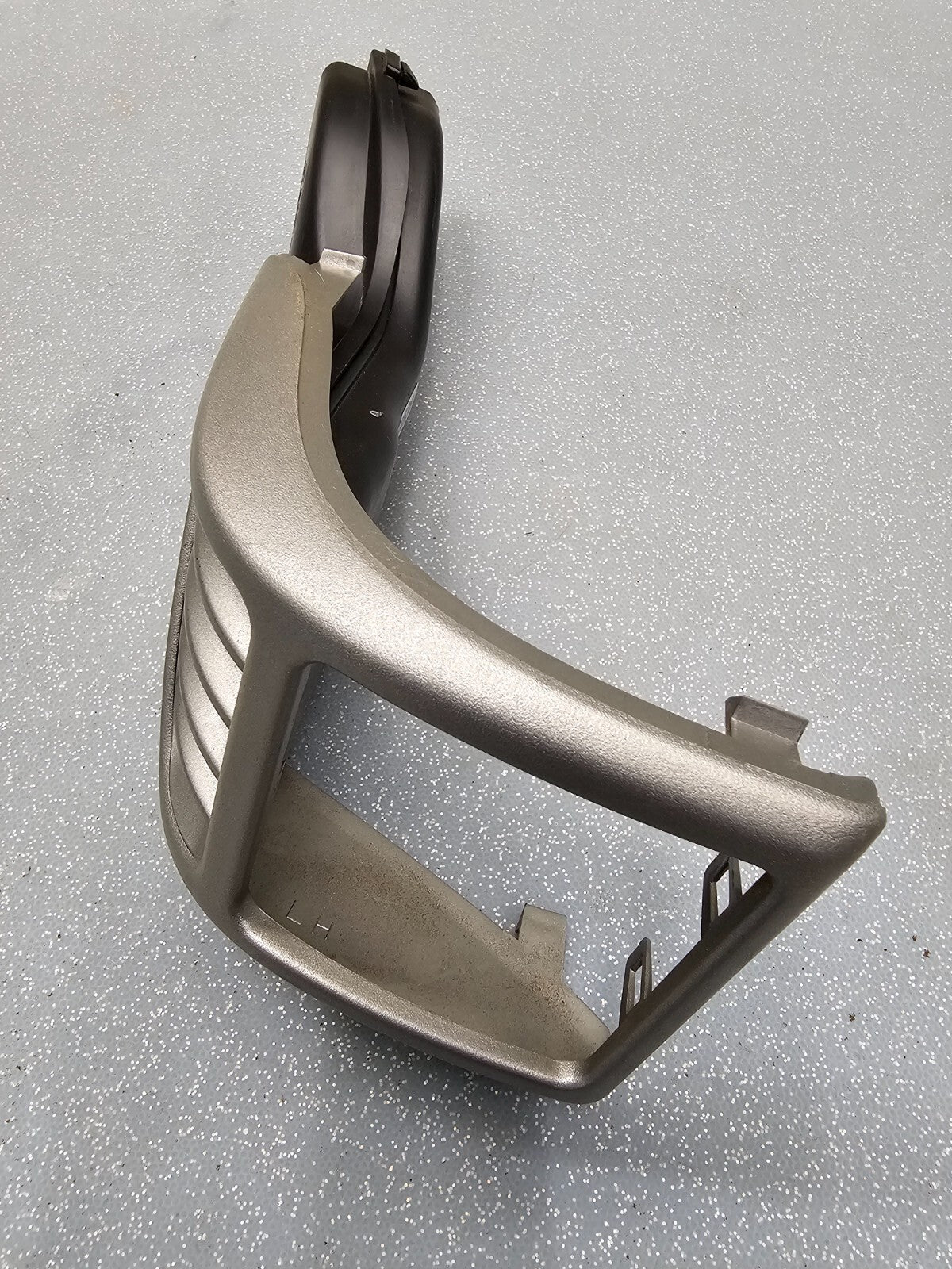 🔥2004-2012 Chevy Colorado GMC Canyon Dash Outer Air Vent LH Driver Side silver
