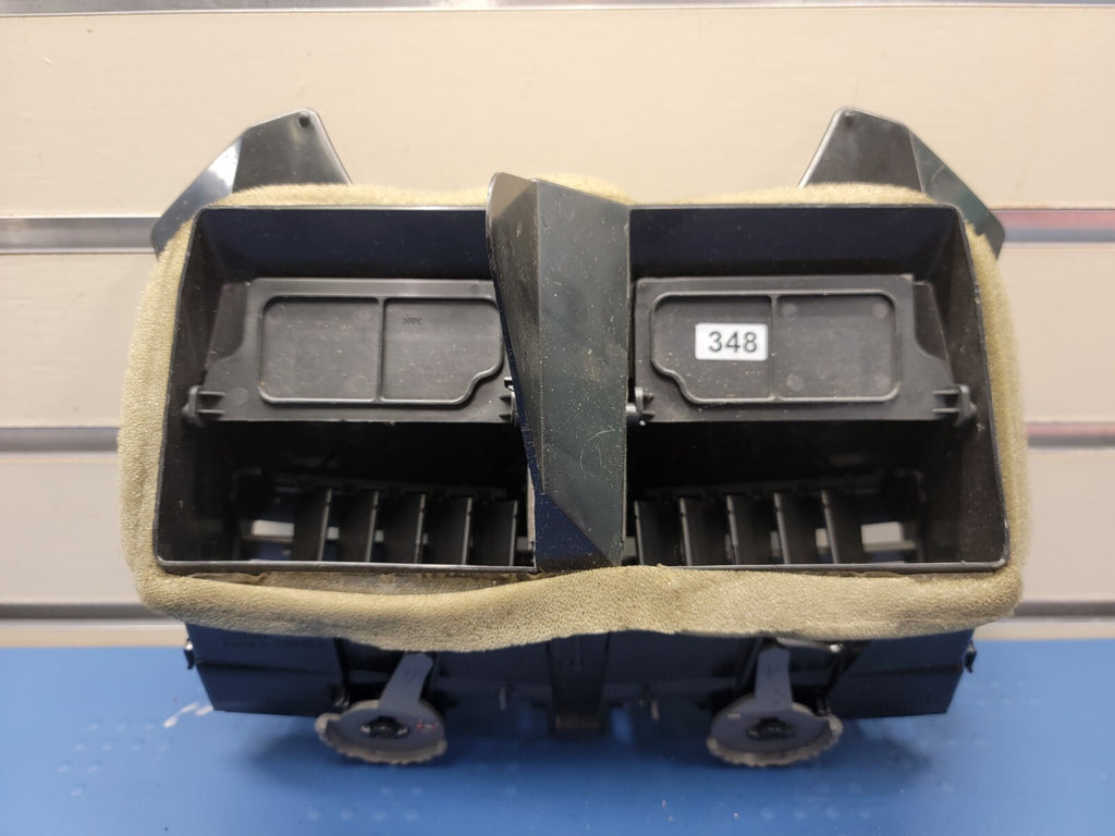 🔥2004-2008 Chevy Malibu Center Dash Vent Grey Gray OEM 22634937
