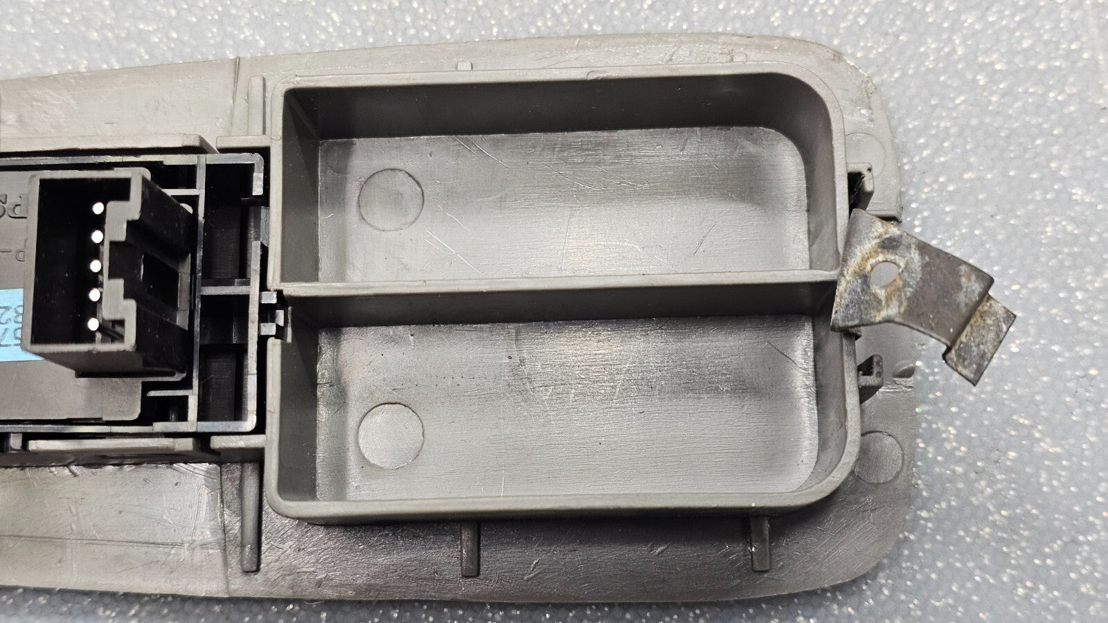 🔥98-04 Cadillac Seville Right Passenger Front  Door Window Switch Gray OEM