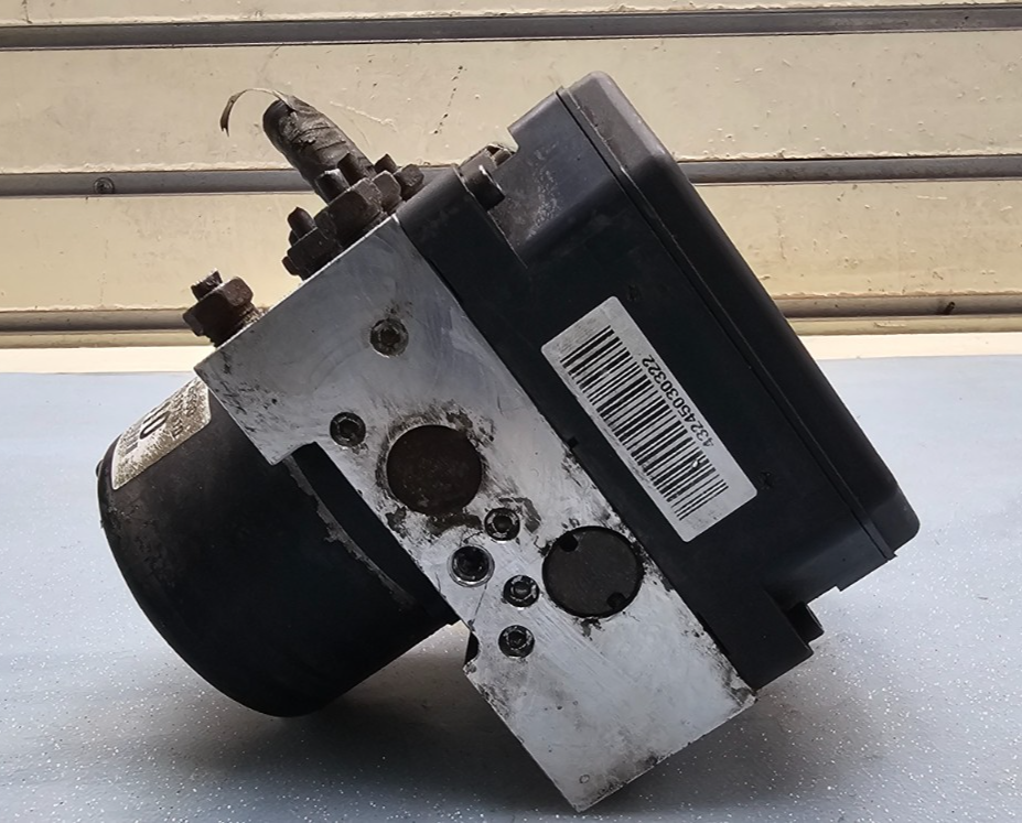 🔥2000-2006 Hyundai Santa Fe ABS Anti Lock Brake Pump with Module OEM