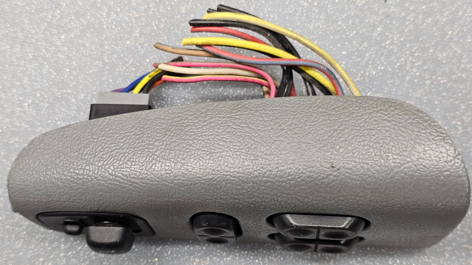 03-08 Ford  E150 E250 E350 Left Driver Door Mirror Window Power Lock Switch Gray