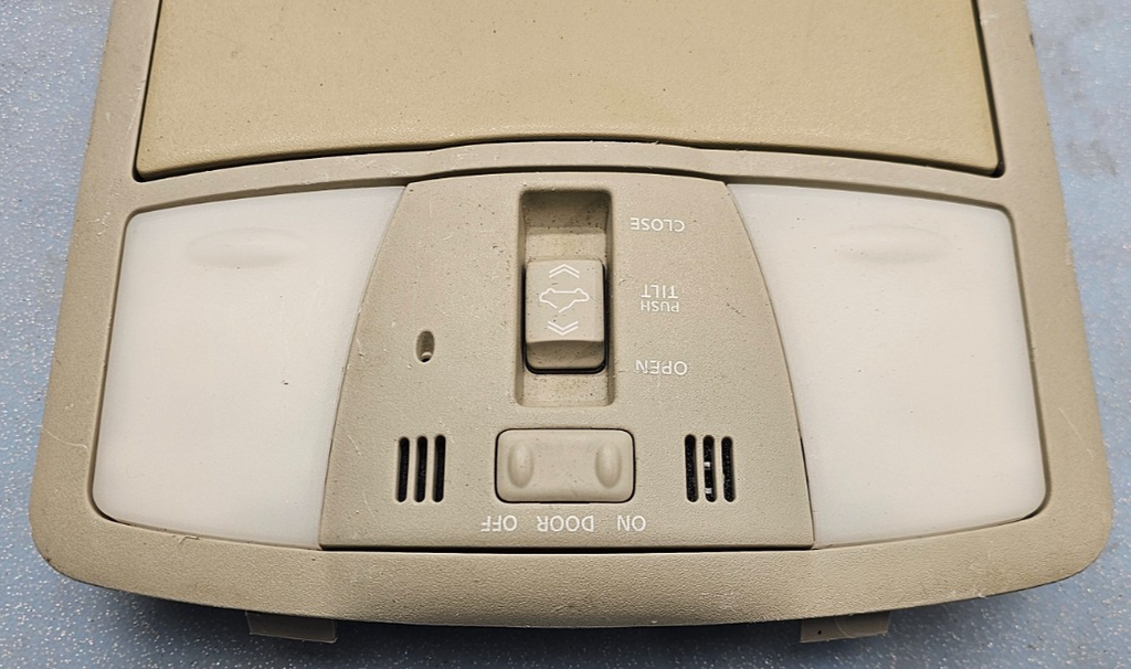 🔥07-14 Maxima Murano Altima Overhead Console Storage Dome Map Light Lamp Tan