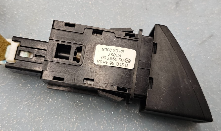 🔥2009-2013 MAZDA 6 DASH HAZARD LIGHT LAMP CONTROL SWITCH BLACK OEM