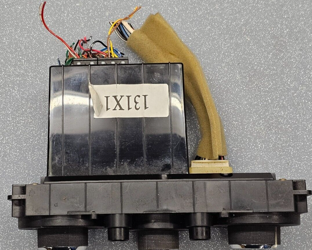 🔥06-11 Mitsubishi Endeavor Dash A/C Heater Climate Temperature Control Unit OEM