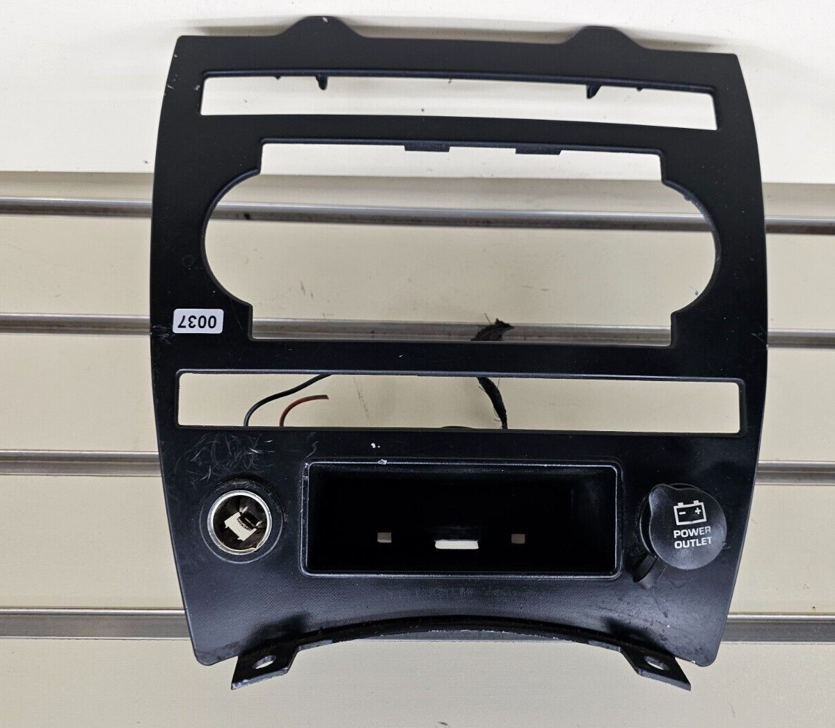 🔥05-07 JEEP GRAND CHEROKEE DASH PANEL RADIO SURROUND TRIM BEZEL BLACK OEM B70