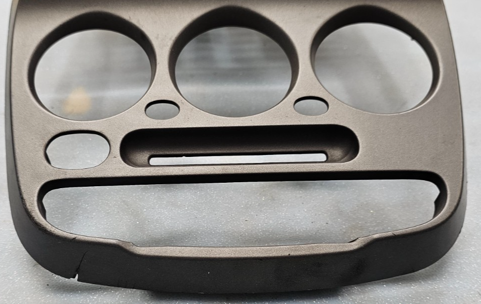 🔥03-05 Hyundai Accent Dash Radio Trim Panel Stereo Display Climate Bezel Black