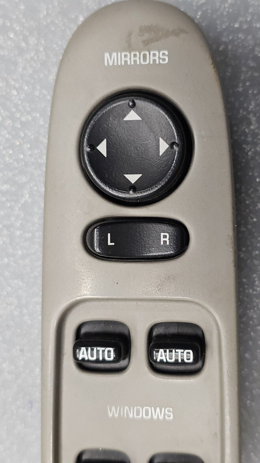 🔥00-05 Lesabre Left Driver Master Power Door Window Switch Lock Assembly Tan