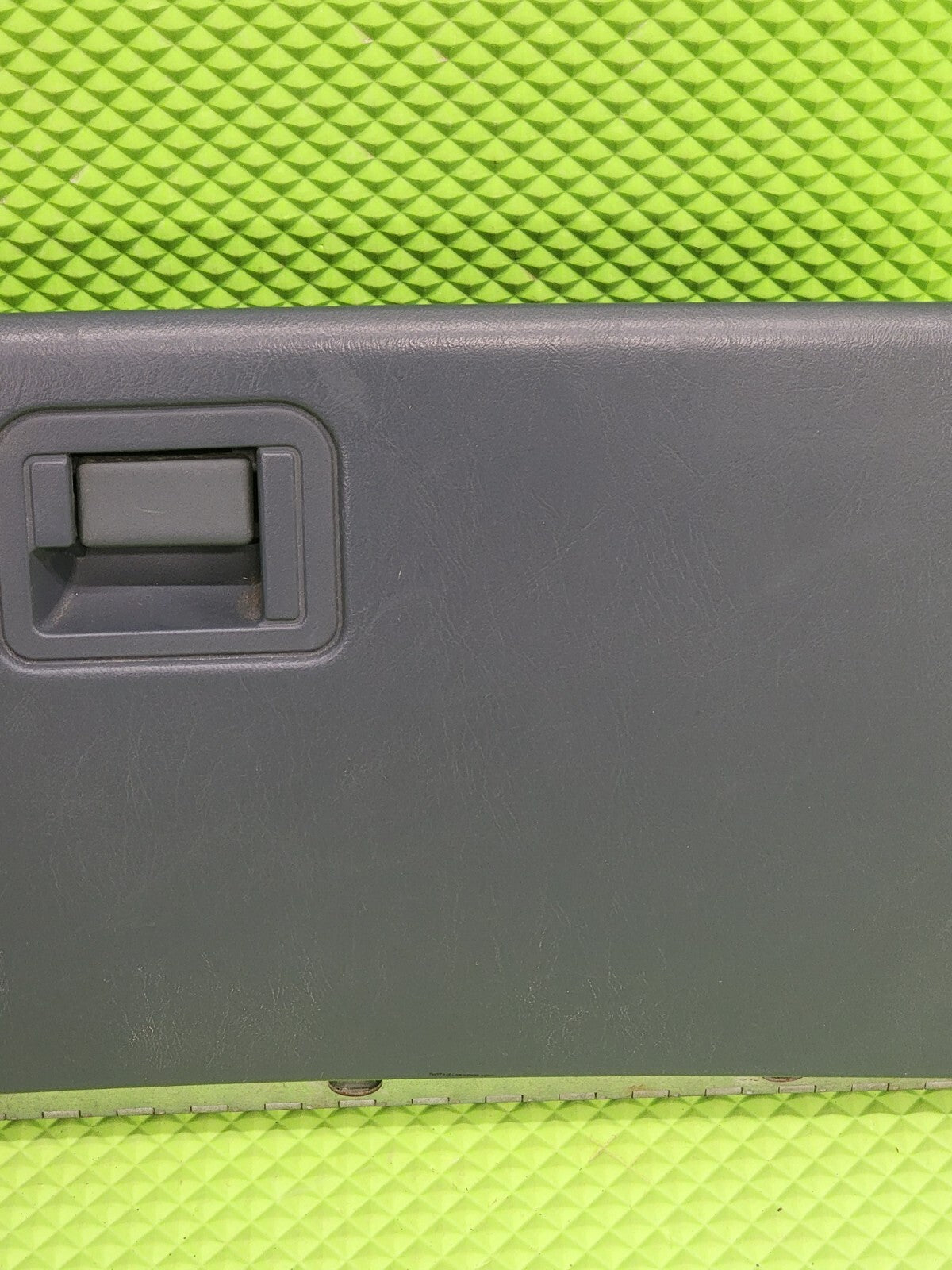 05-07 Ford F250 F350 Super Duty Glove Box Storage Compartment BLUE G10