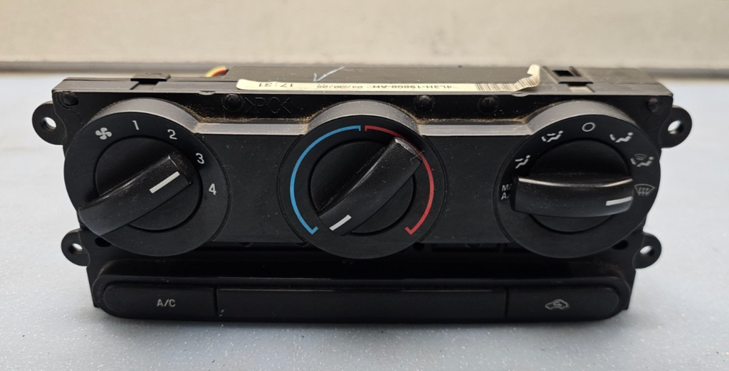 04-08 Ford F150 F250 F350 Dash AC A/C Heater Climate Control Temperature Black