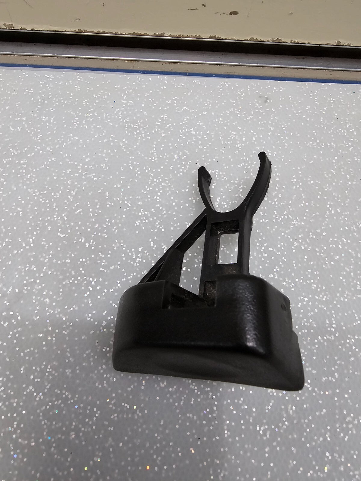 🔥03-06 Tahoe Avalanche Yukon Silverado Center Console Door Lid Arm Rest Latch