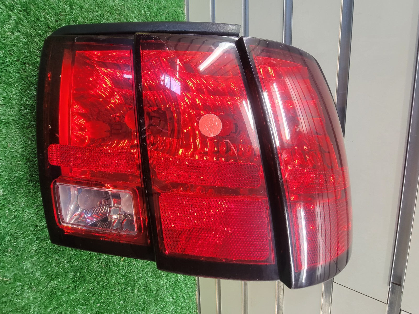 🔥1999-2004 FORD MUSTANG GT TAIL LIGHT Right Passenger Side Assembly Chrome OEM