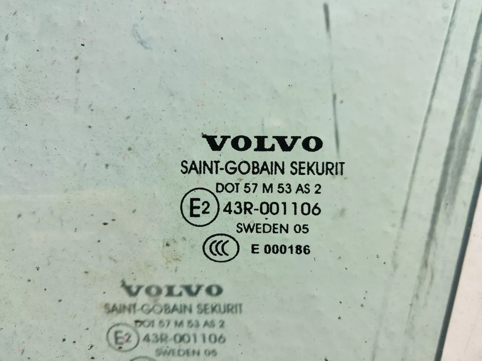 🔥01-09 Volvo S60 V70 XC70 Left Driver Side Front Door Glass Window