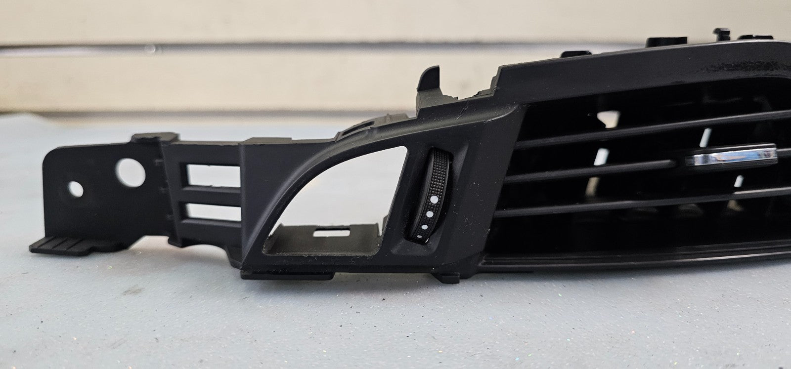 🔥13-19 CADILLAC ATS CENTER LEFT DRIVER SIDE AC AIR VENT GRILLE OEM BLACK