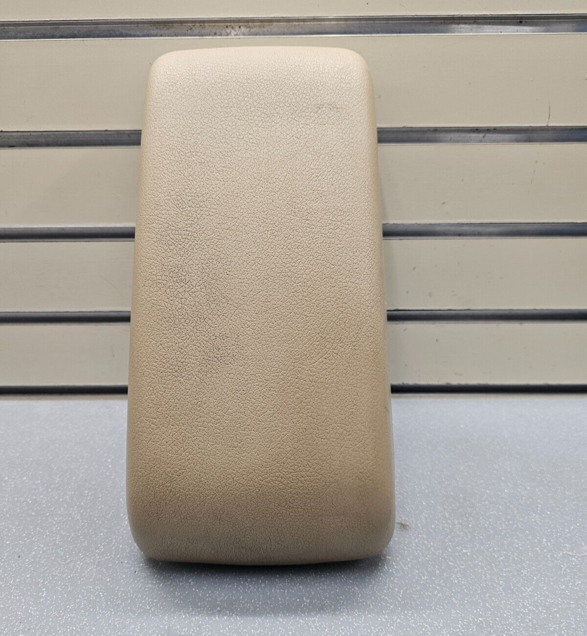 10-12 Fusion Milan Front Center Console Lid Armrest Cover Top Pad Assembly Tan