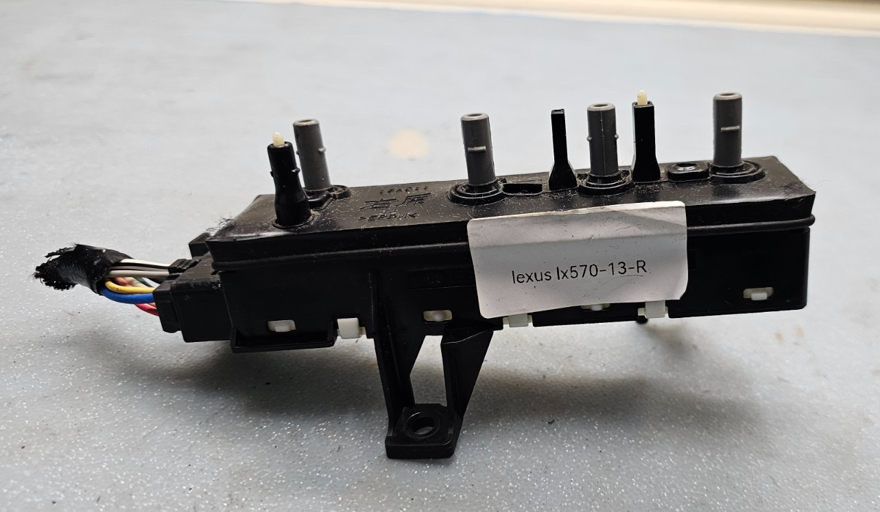 🔥99-03 LEXUS RX300 PASSENGER RIGHT FRONT SEAT CONTROL SWITCH OEM