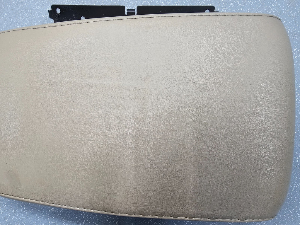 🔥2004-2006 Nissan Maxima Center Console Armrest Cover Lid Assembly TAN