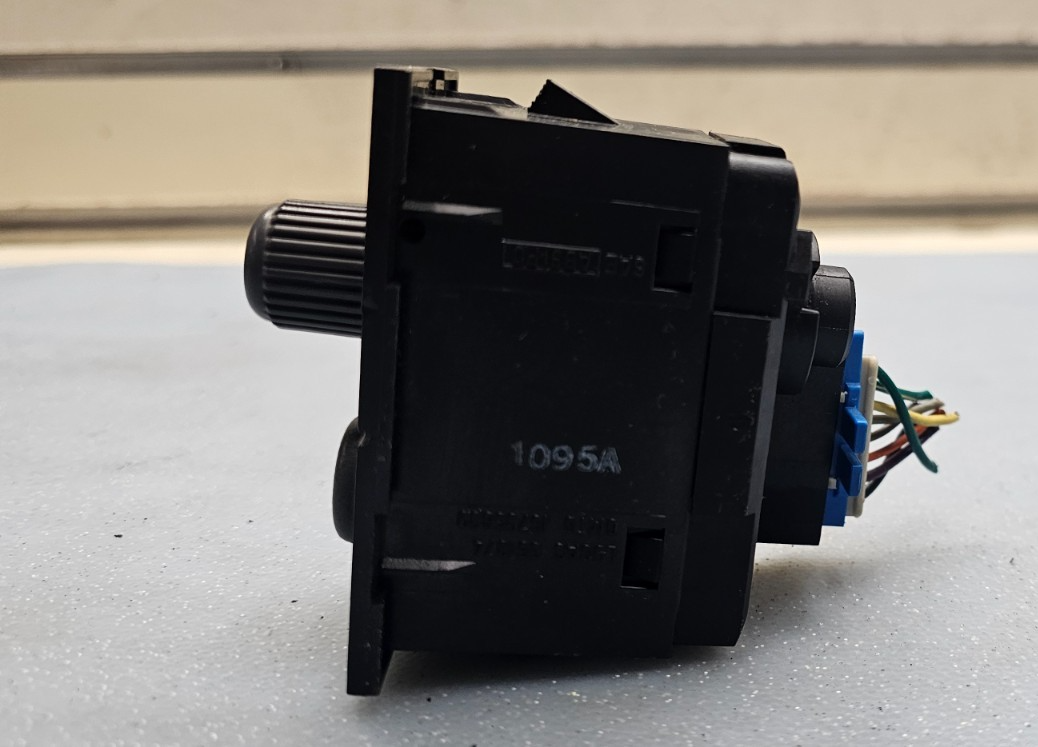 🔥99-02 TAHOE SUBURBAN GMC YUKON DENALI REAR WIPER FOG LIGHT SWITCH 4x4 BLACK