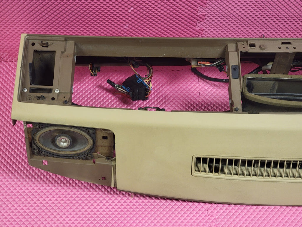 🔥1988-1994 CHEVY GMC C/K SUBURBAN BLAZER Dashboard DASH CORE TAN DB1