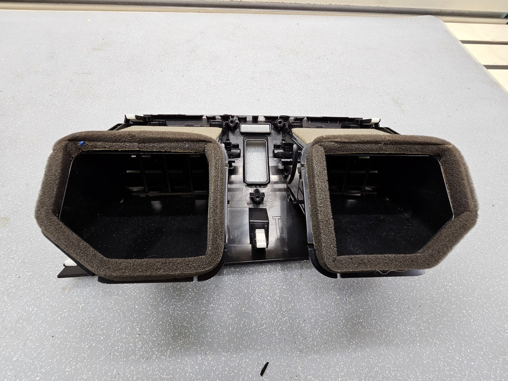 10-13 MAZDA 3 CENTER DASH AIR VENT BEZEL A/C HEATER TEMPERATURE TRIM PANEL BLACK