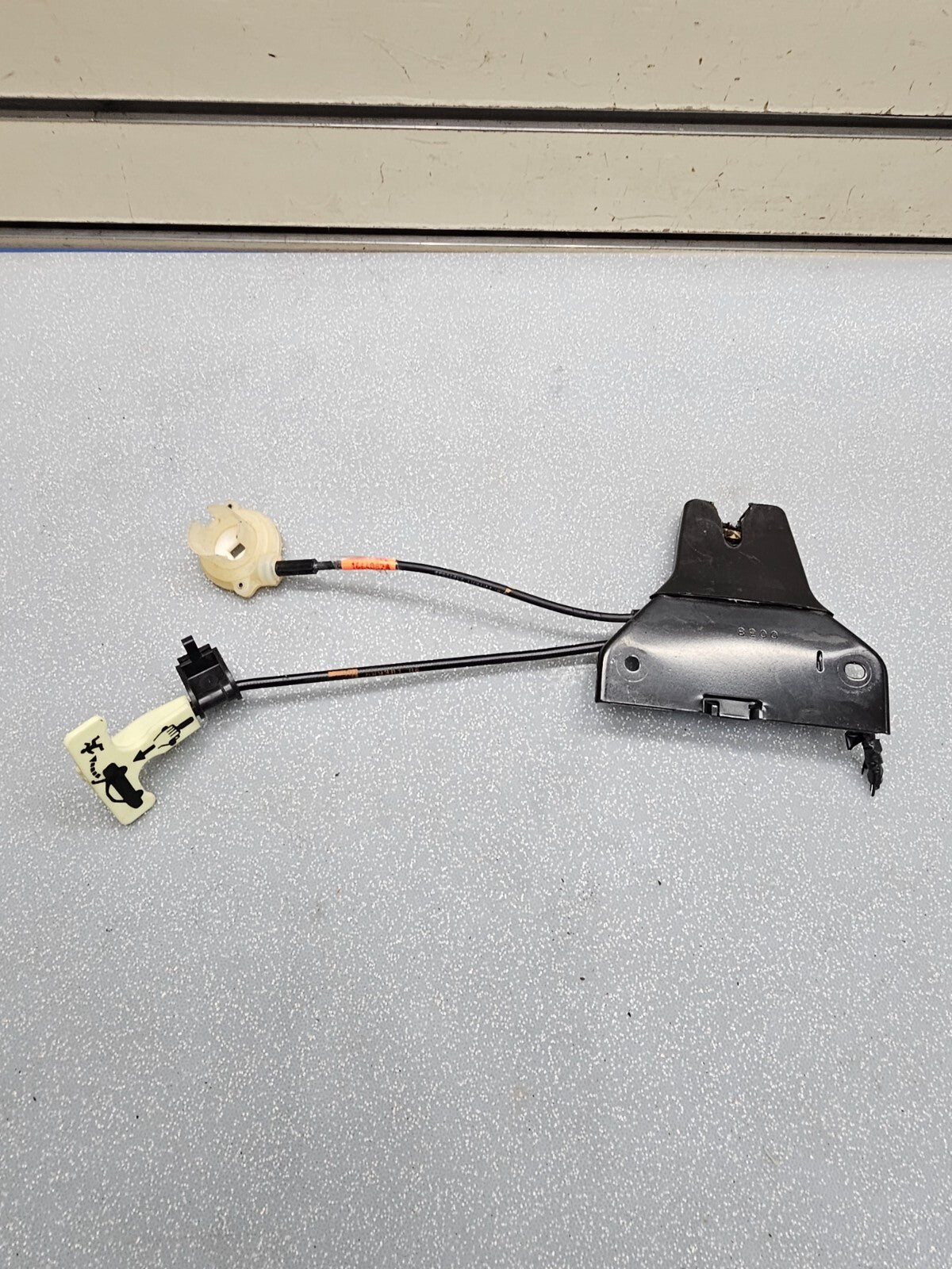 2000-2005 Cadillac Deville Rear Trunk Latch Lock Release Actuator Assembly OEM