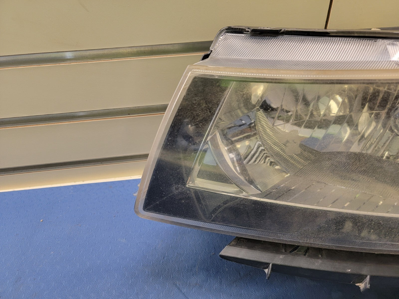 🔥2011 - 2016 Chevrolet Cruze Headlight Driver Left LH Halogen OEM 3943