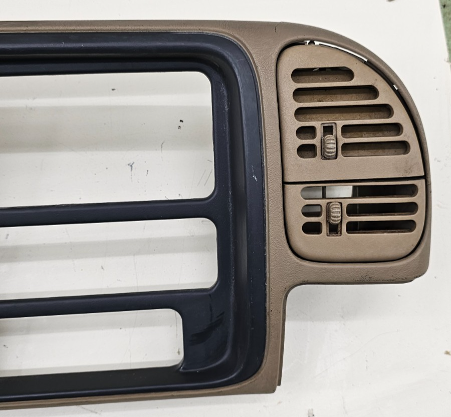 🔥95-99 Chevy GMC C/K Instrument Cluster Speedometer Dash Bezel BLACK/TAN C3