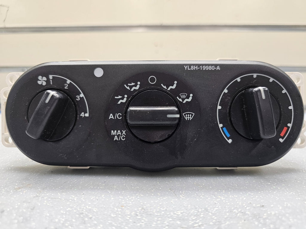 01-07 Escape Mariner Dash AC Heater Climate Temperature control Conditioning OEM