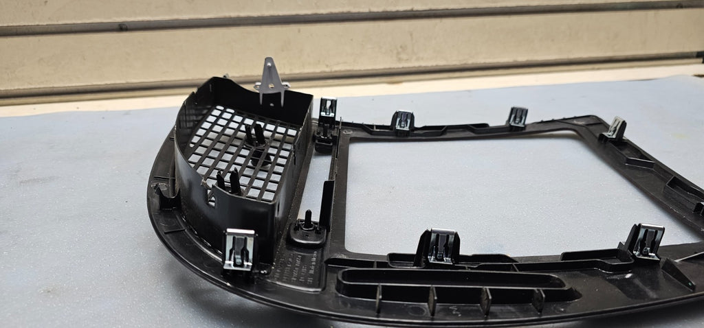 🔥05-09 Saab 9-7x Front Center Dash Radio Stereo Display Trim Panel Bezel Wood