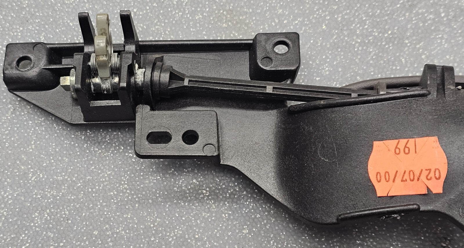 🔥98-02 FORD F150 F250 EXPEDITION NAVIGATOR GLOVE BOX LATCH LOCK HANDLE GRAY OEM