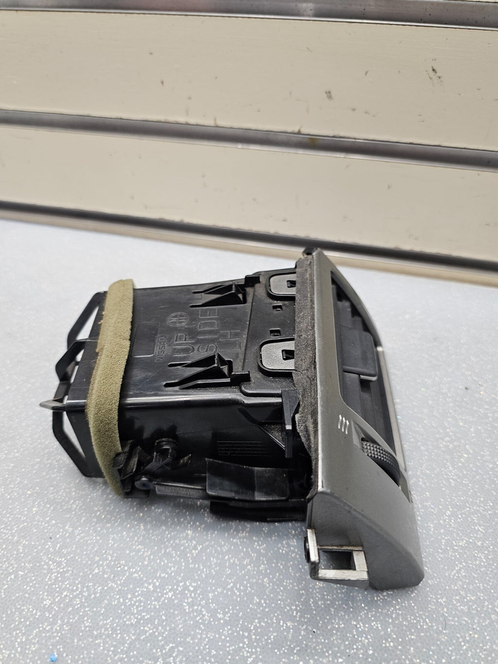 🔥2007-2012 NISSAN VERSA DASH AIR VENT AC LH DRIVER SIDE OEM