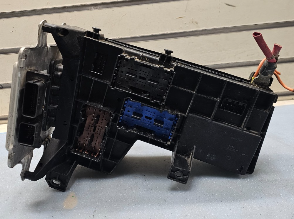 🔥2006 Dodge Dakota Truck 4.7L 3.7L Fuse Box Engine Wiring Relay Power Module