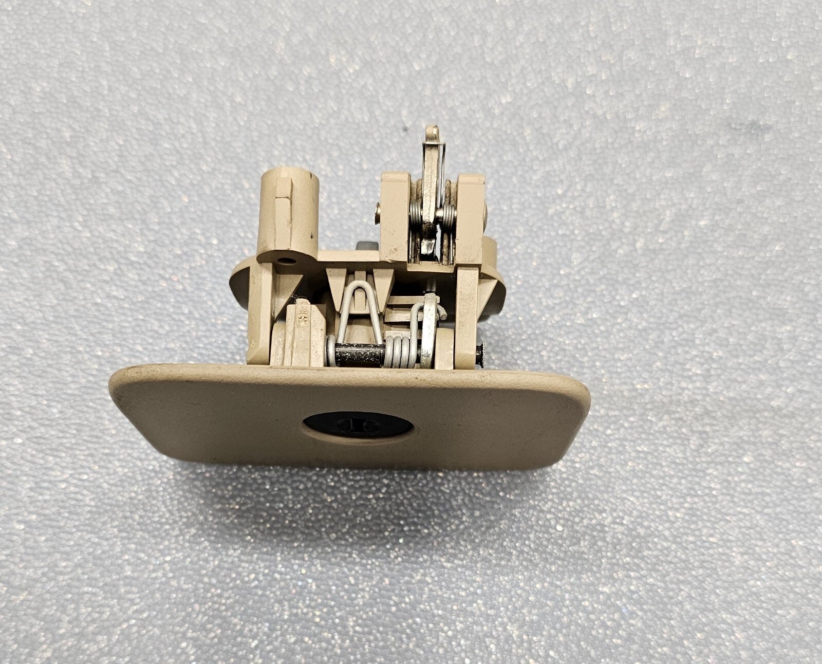 🔥03-07 Cadillac CTS SRX 05-09 STS Glove Box Latch Lock Handle Assembly Tan OEM