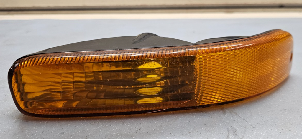 🔥2002-2004 Jeep Liberty Right Front Turn Signal Light Genuine OEM